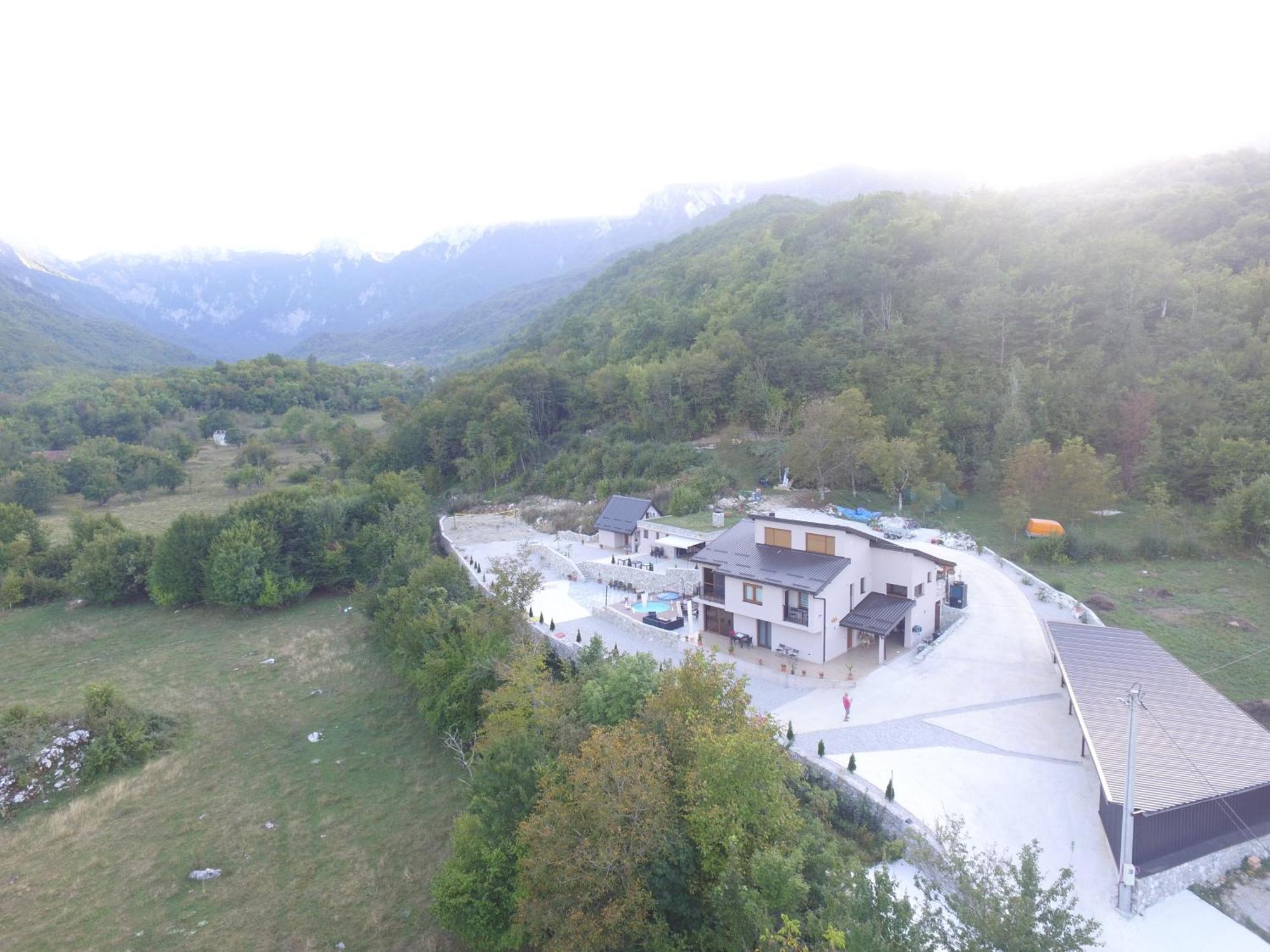Josanica Bed&Breakfast Konjic Eksteriør bilde