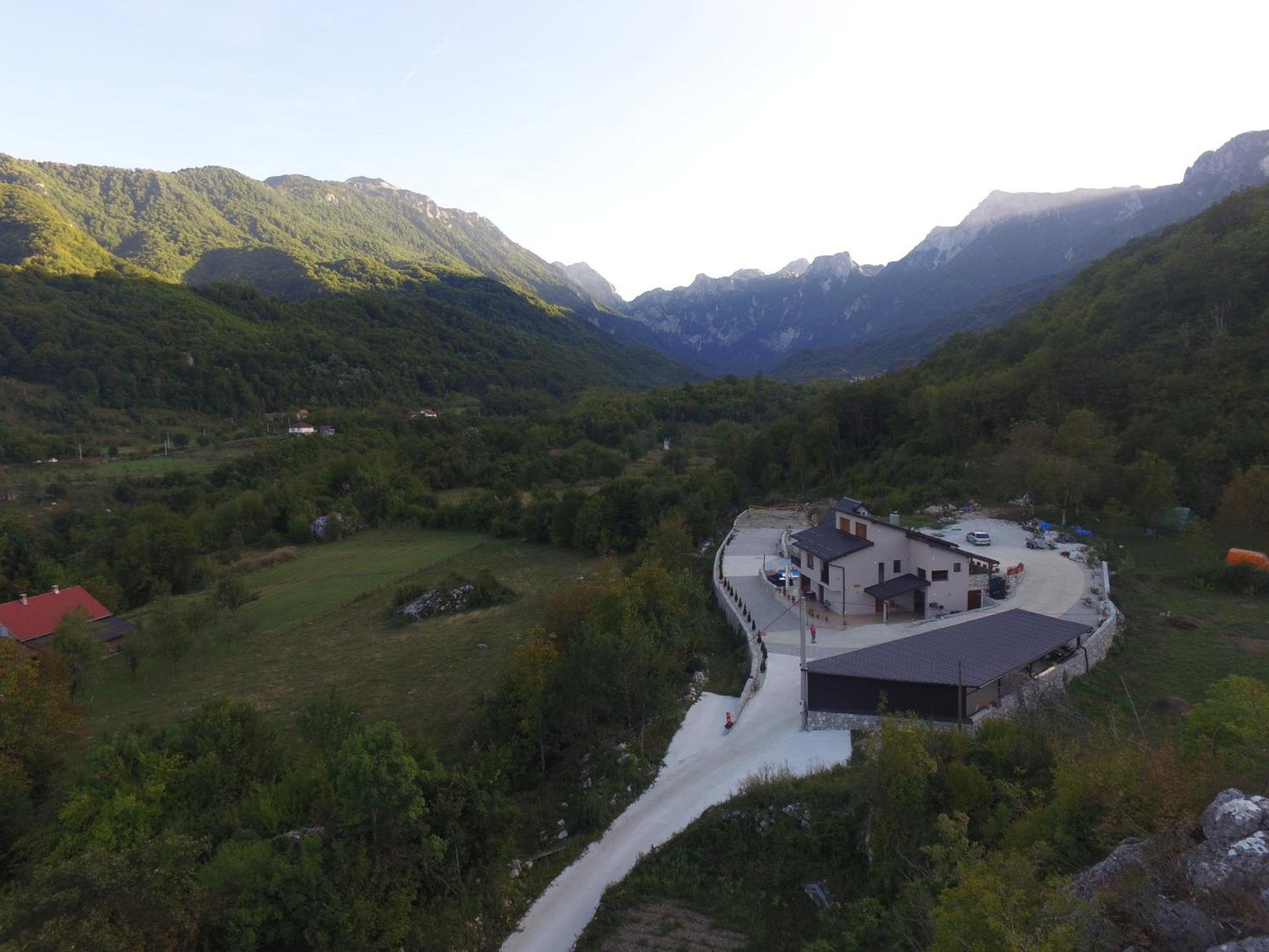 Josanica Bed&Breakfast Konjic Eksteriør bilde