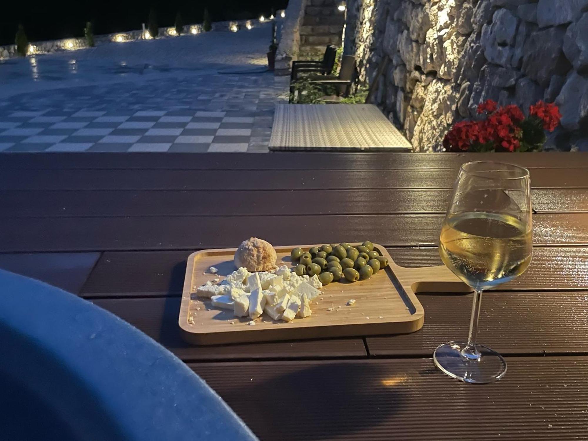 Josanica Bed&Breakfast Konjic Eksteriør bilde